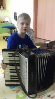 Click to view album: Słoneczka pięknie grają i melodii słuchają!